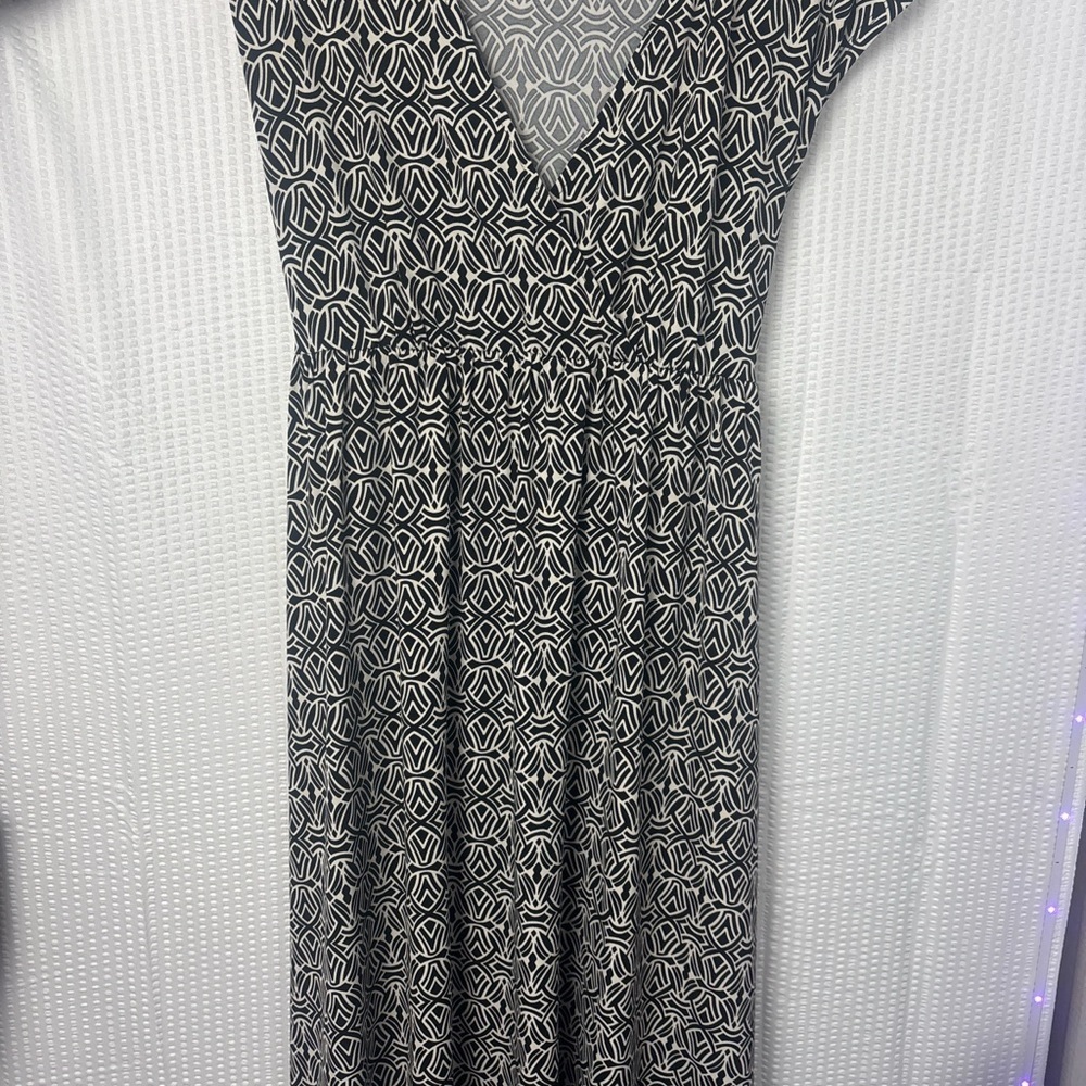 Motherhood Black and White Geometric Maxi Dress